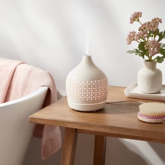 Ceramic Cutout 300ml Diffuser White - Threshold™: Ultrasonic, Aromatic, 8hr Run - Picture 3 of 6